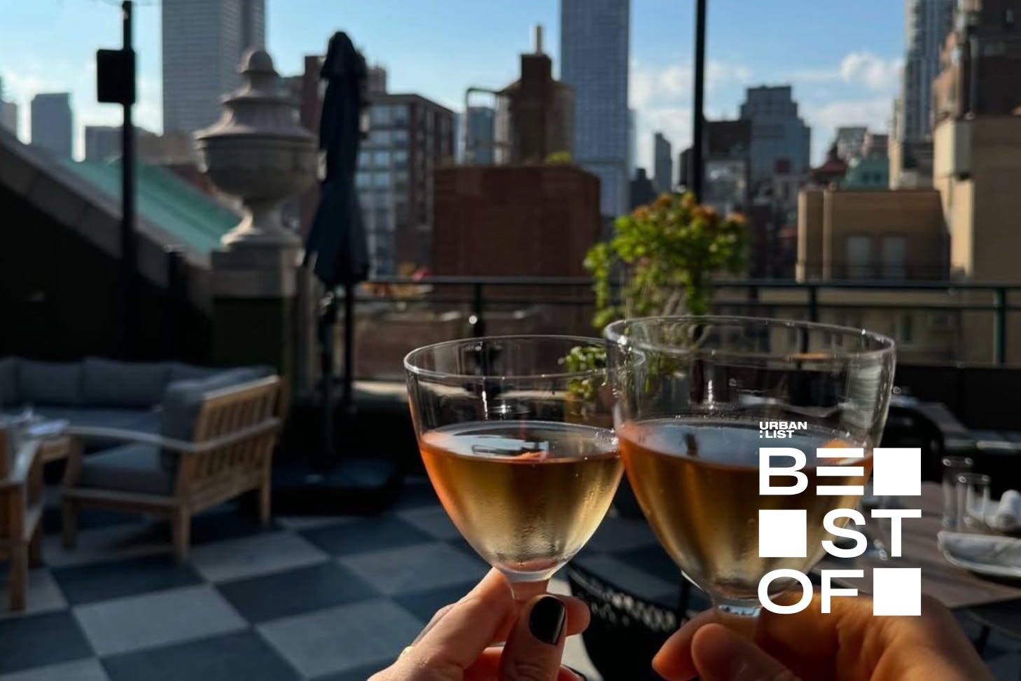 10 Of The Best Midtown Bars In NYC In 2025